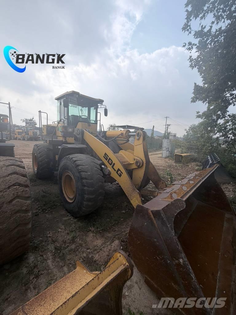 SDLG L 955 F ホイールローダー・タイヤショベル