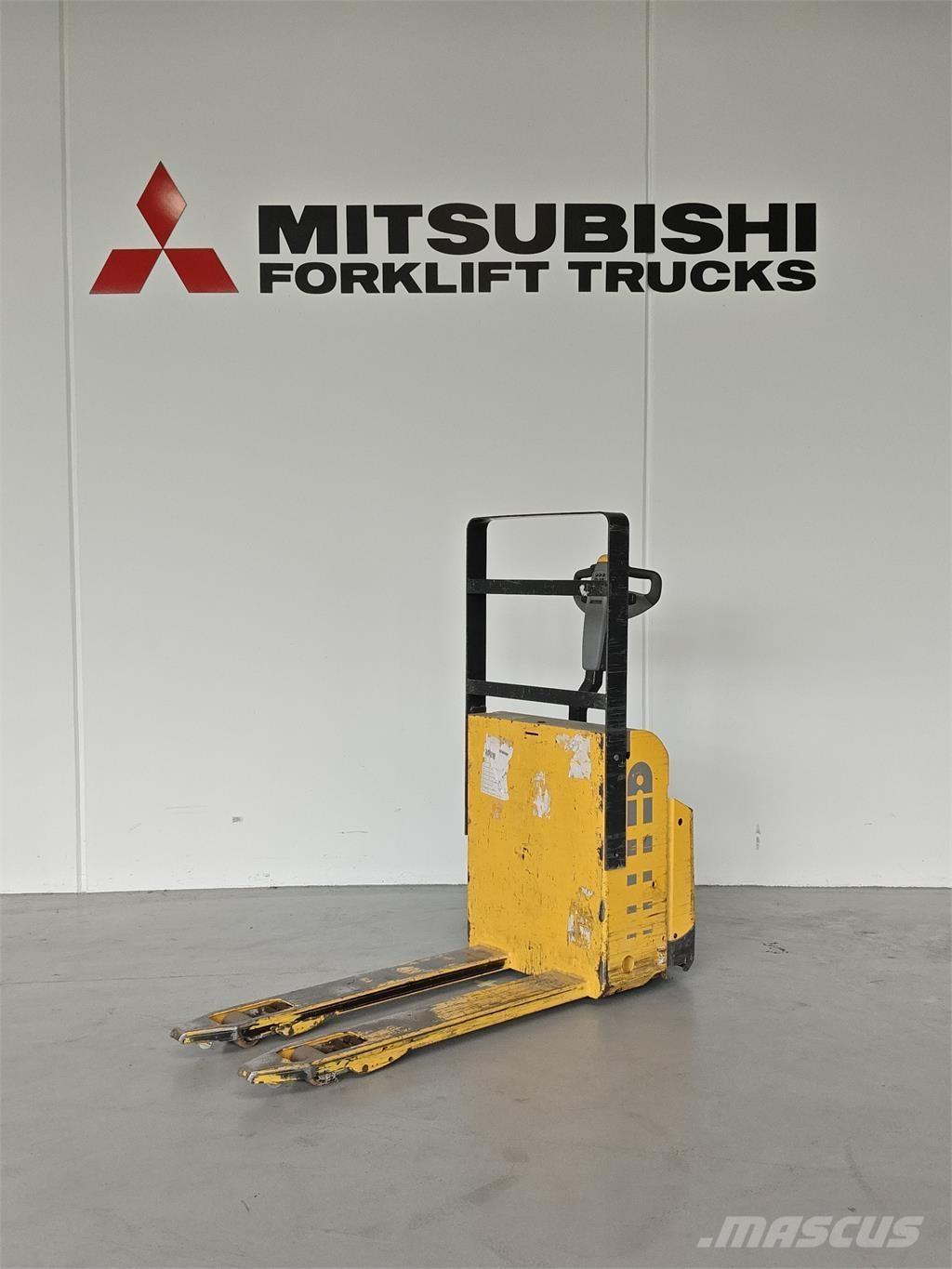 Atlet PLL180 ウォーキンフォークリフト