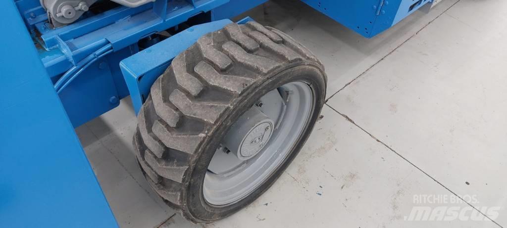 Genie GS 5390 RT シザースリフト
