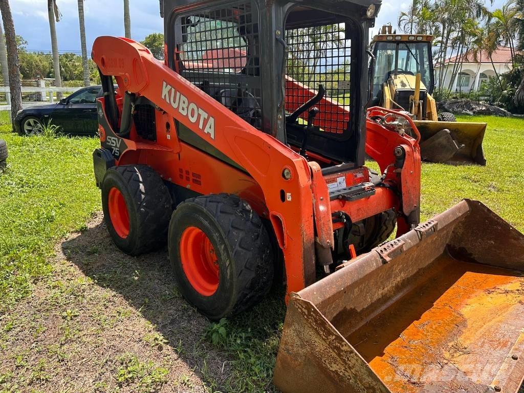 Kubota SSV 75 スキッドステアローダー