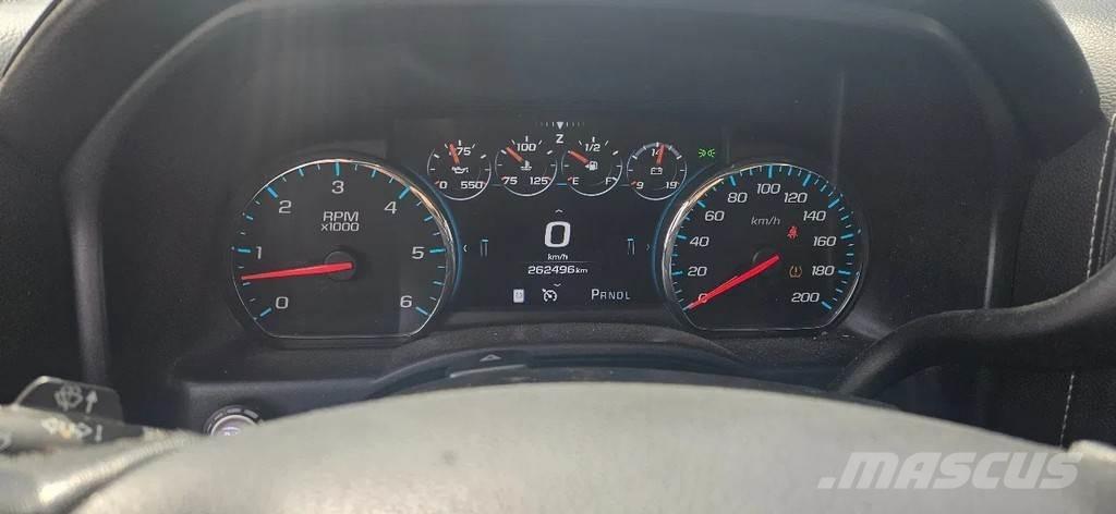 GMC Denali Sierra 自動車