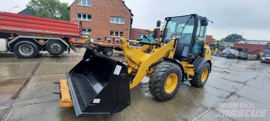 CAT 908M ホイールローダー・タイヤショベル