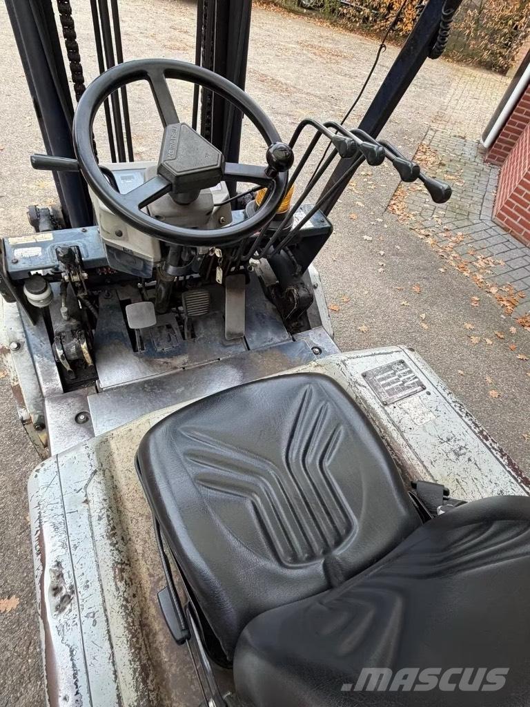 Komatsu FD30T-11E ディーゼル・軽油