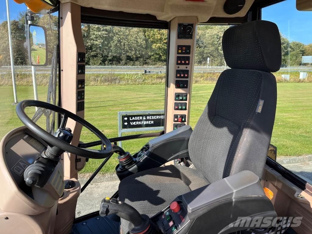 Hydrema 906D ESD バックホーローダー