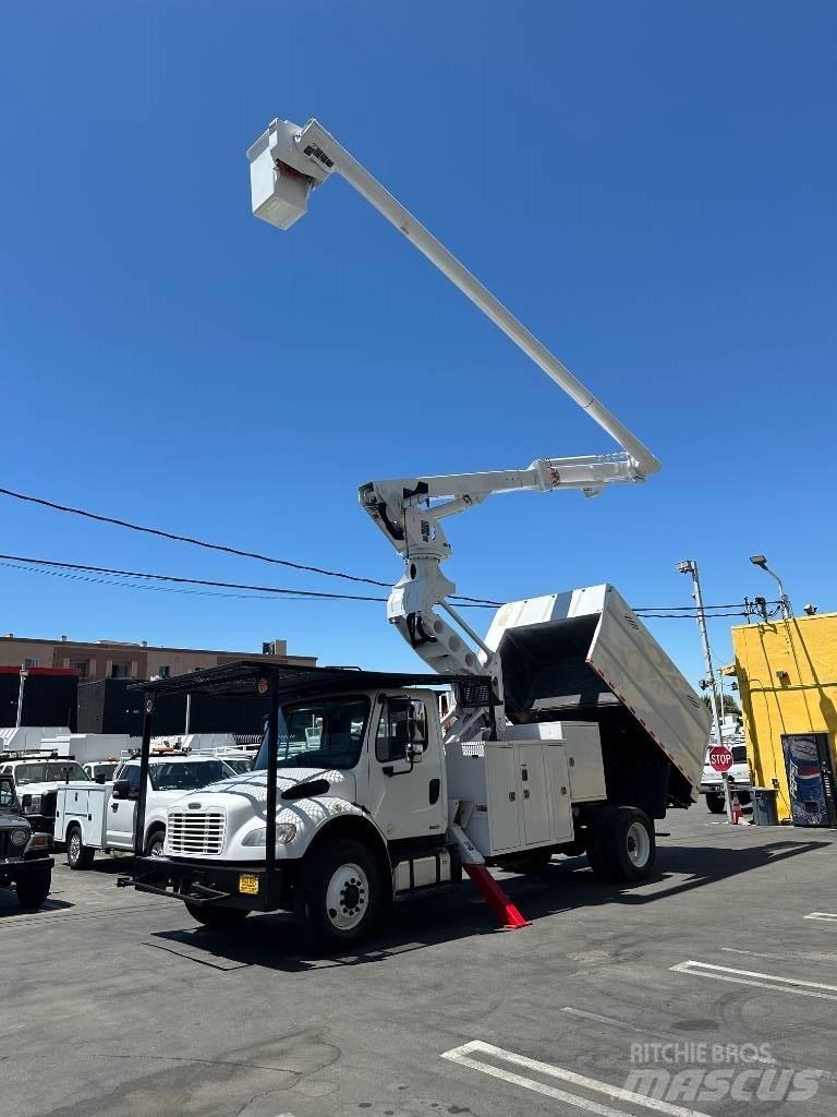 Freightliner M2106 その他トラック