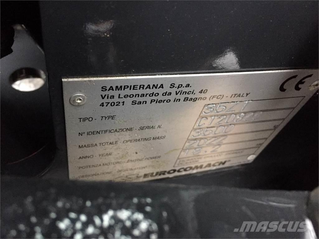 Eurocomach 35ZT ミニ油圧ショベル 7t以下（ミニユンボ・ミニディガー）