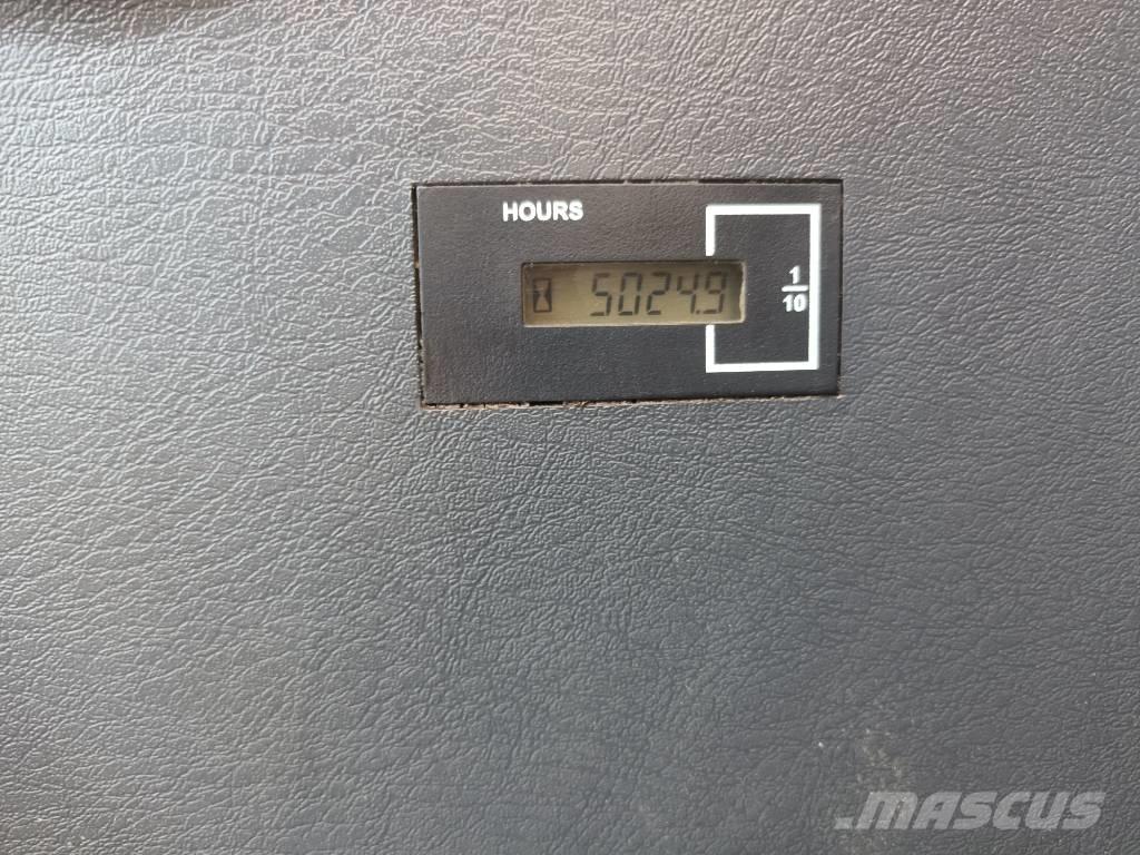 Hyundai HX 235 LCR 大型油圧ショベル12t以上（パワーショベル・ユンボ）
