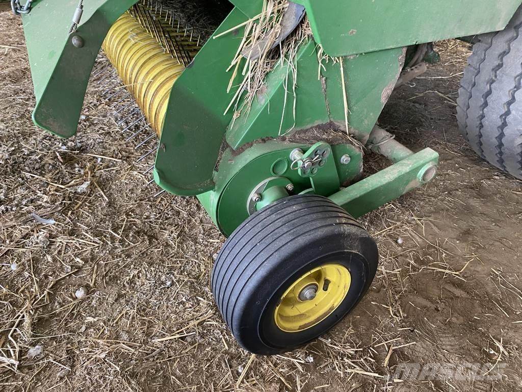John Deere 623 ラウンドベーラー
