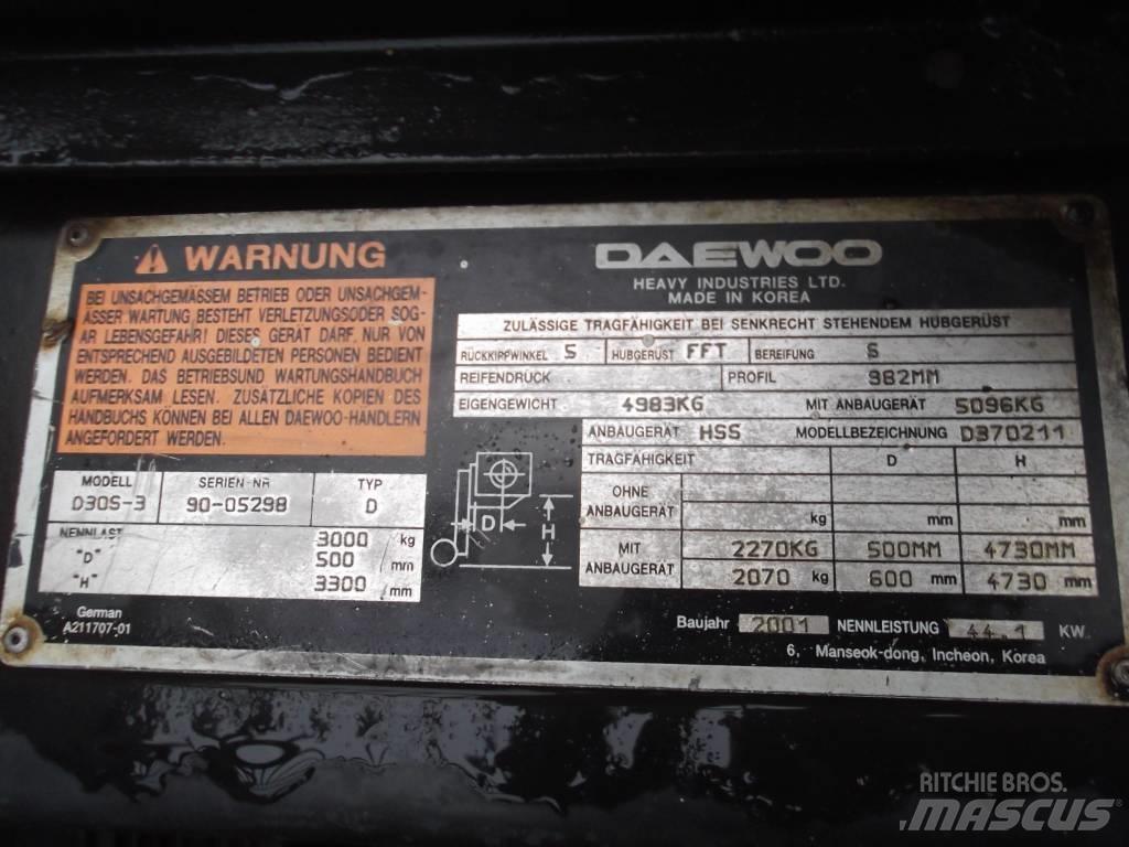Daewoo D30S3 V-2372 ディーゼル・軽油