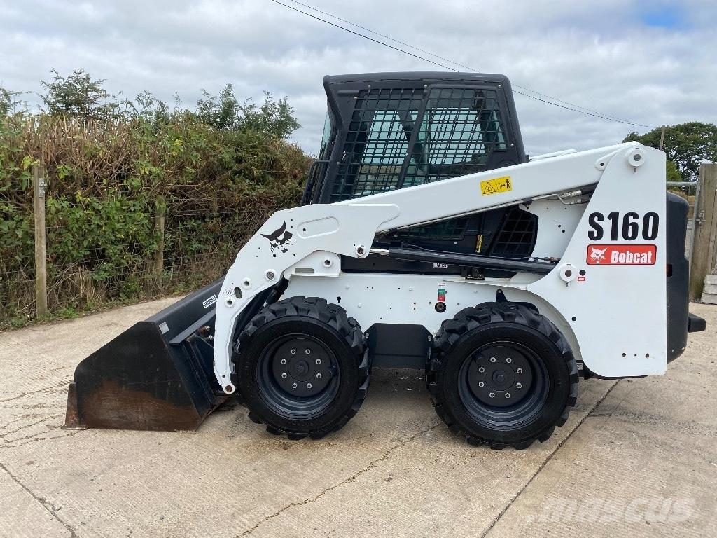 Bobcat S 160 スキッドステアローダー