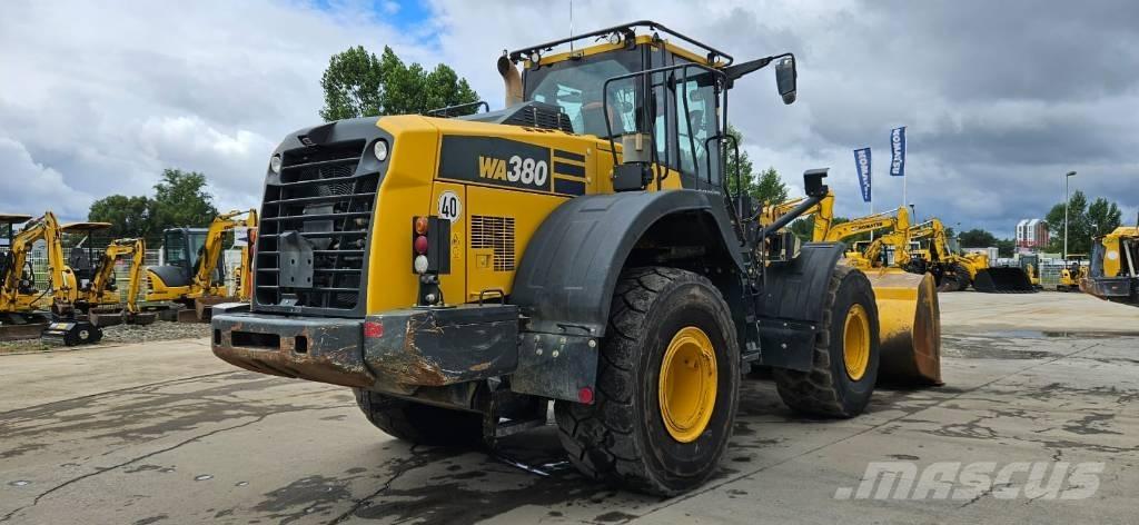Komatsu WA380-8 ホイールローダー・タイヤショベル