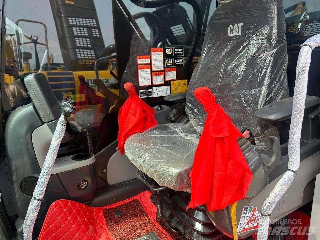 CAT CAT320D2 大型油圧ショベル12t以上（パワーショベル・ユンボ）