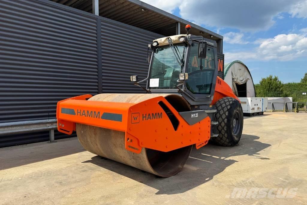 Hamm H 12I 振動ローラ
