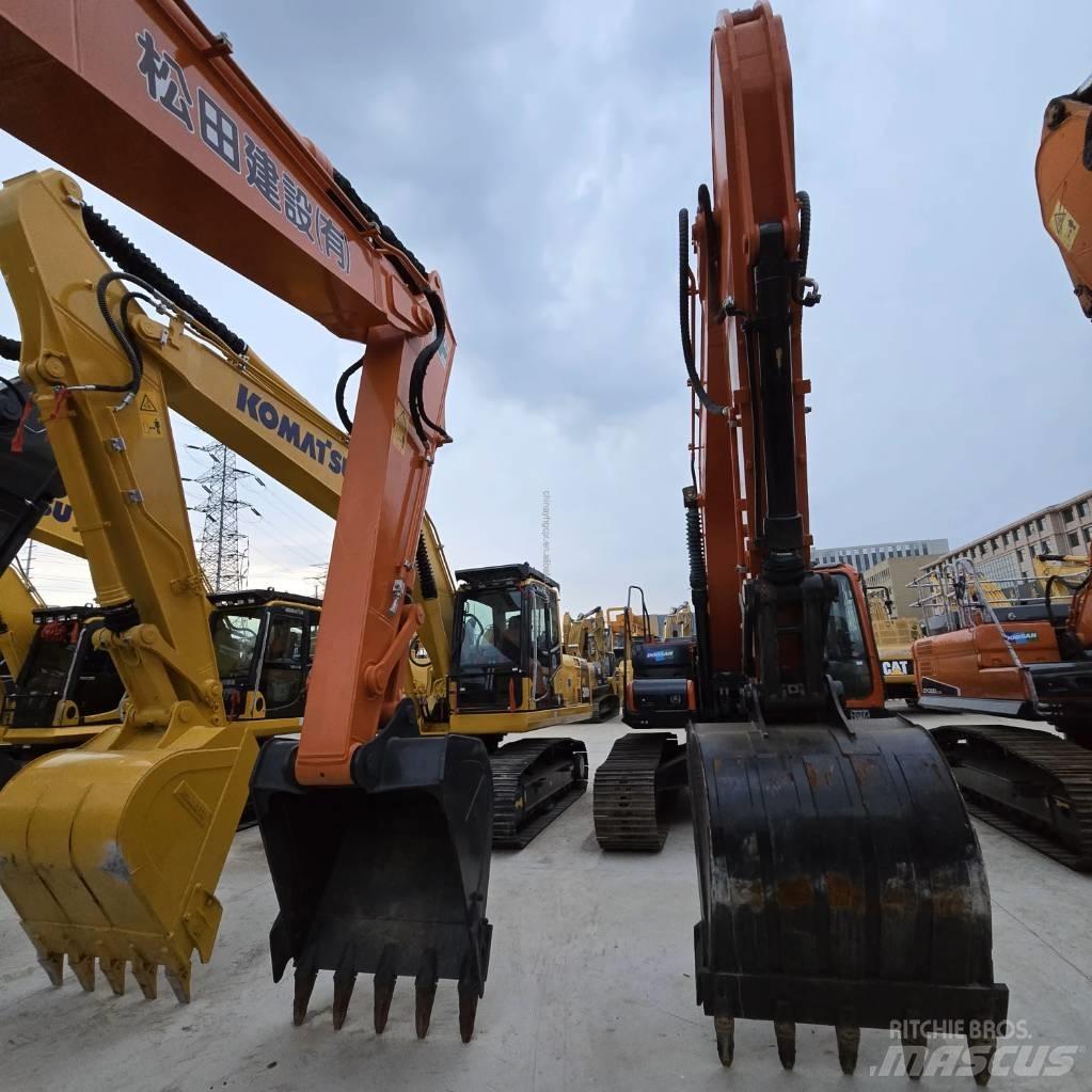 Doosan DX 225 LC ミニ油圧ショベル 7t以下（ミニユンボ・ミニディガー）
