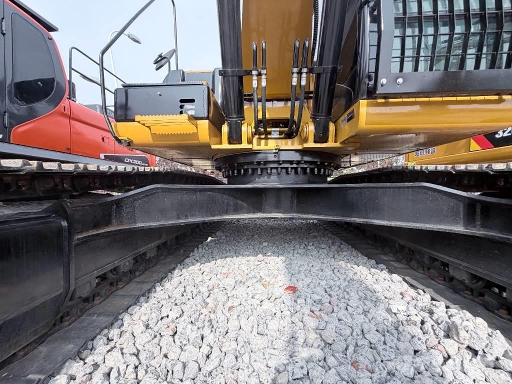 CAT 330D2L 大型油圧ショベル12t以上（パワーショベル・ユンボ）