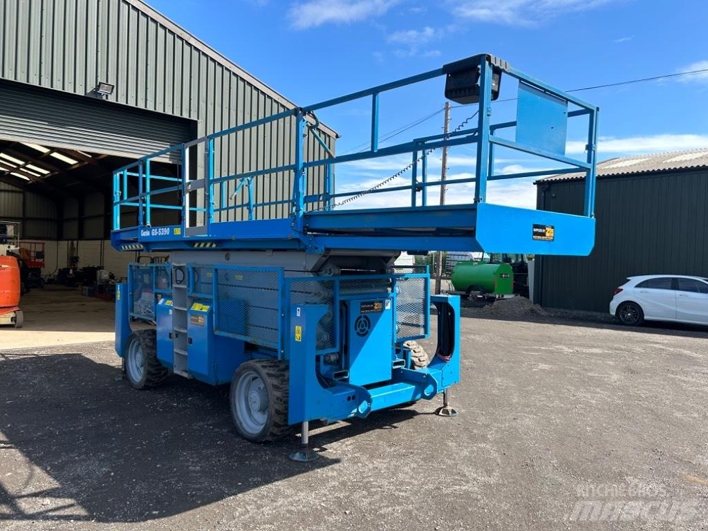Genie GS 5390 RT シザースリフト