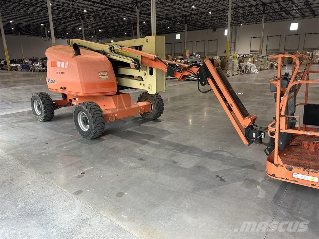 JLG 450 AJ ブームリフト　屈伸型