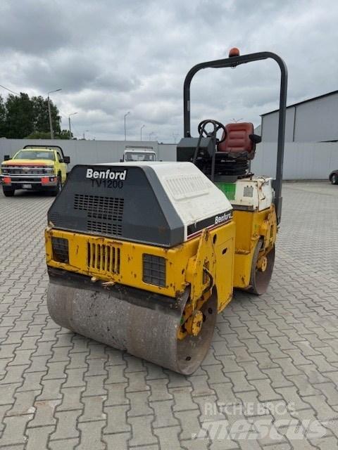 Benford TVH 1200 タンデムローラ