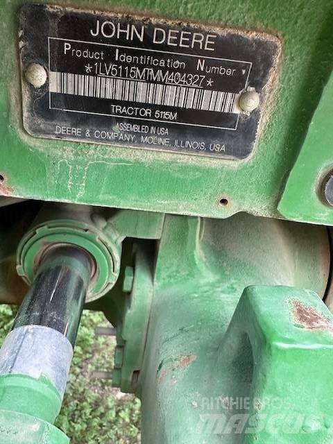 John Deere 5115 M トラクター