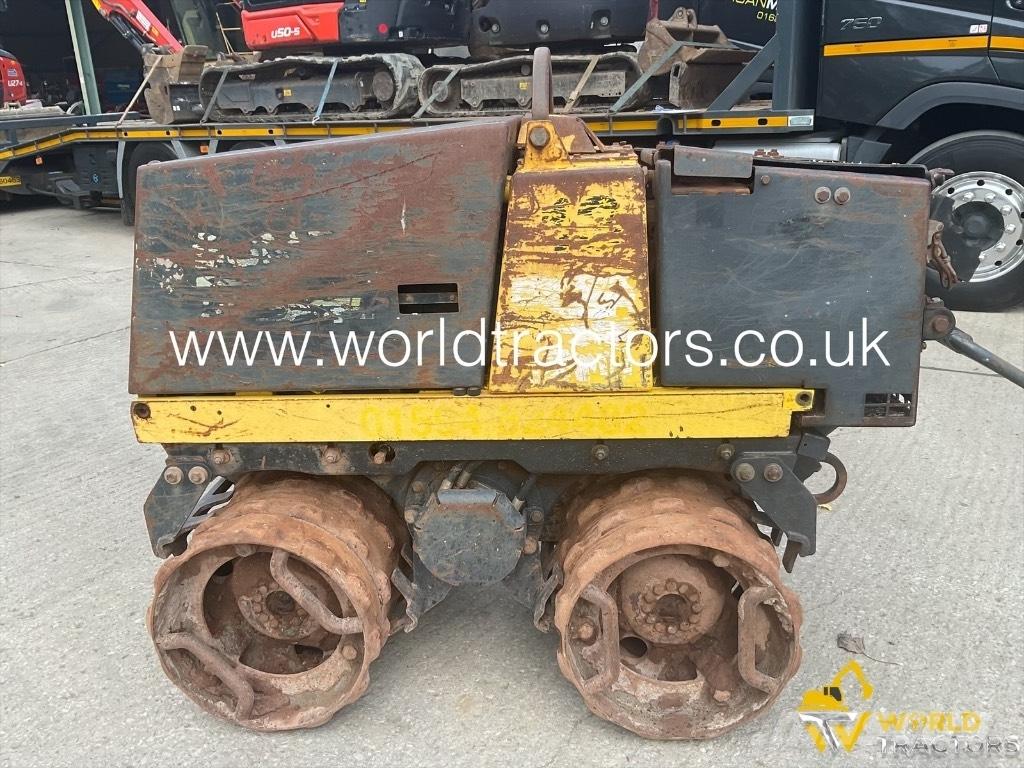 Bomag BMP 851 プレートコンパクター