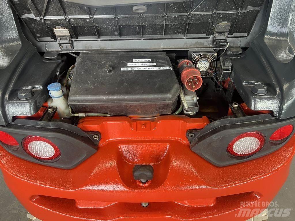 Linde E30L-01 バッテリーフォークリフト