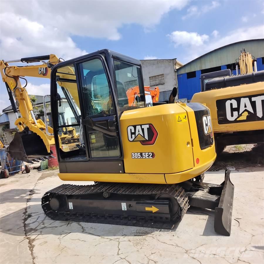 CAT 305.5 E ミニ油圧ショベル 7t以下（ミニユンボ・ミニディガー）