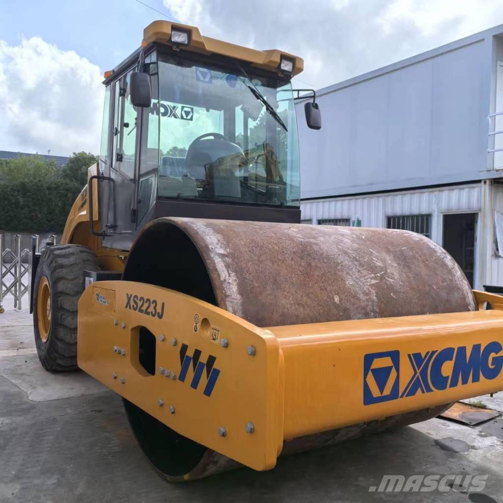 XCMG XS 223 J 振動ローラ