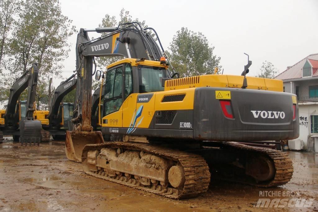 Volvo EC 300 大型油圧ショベル12t以上（パワーショベル・ユンボ）