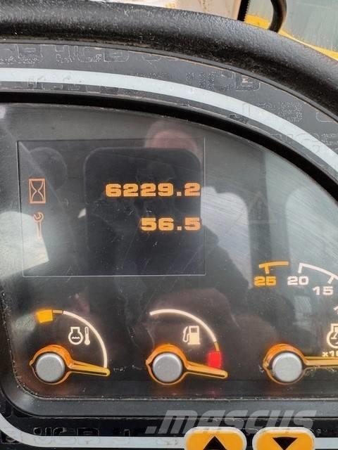 JCB 531-70 テレスコーピックハンドラー