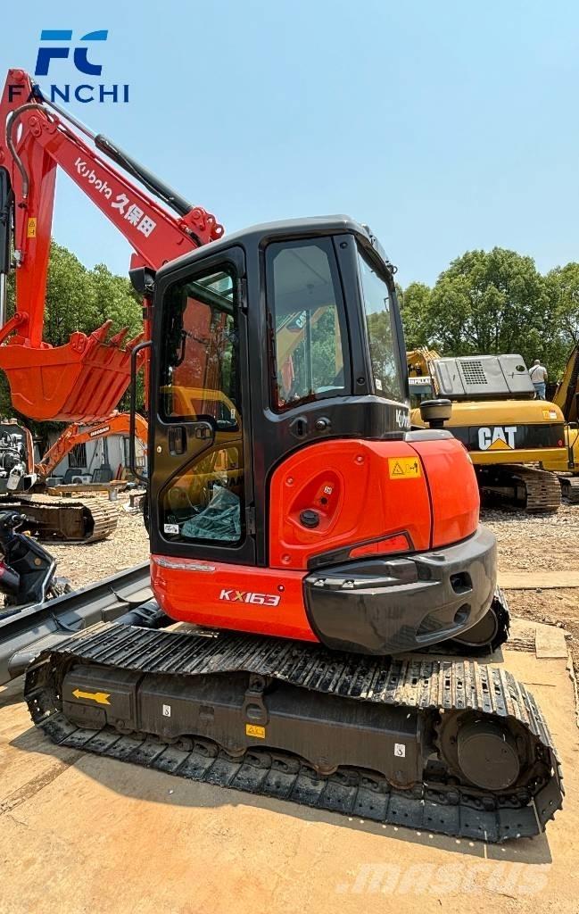 Kubota 163 大型油圧ショベル12t以上（パワーショベル・ユンボ）