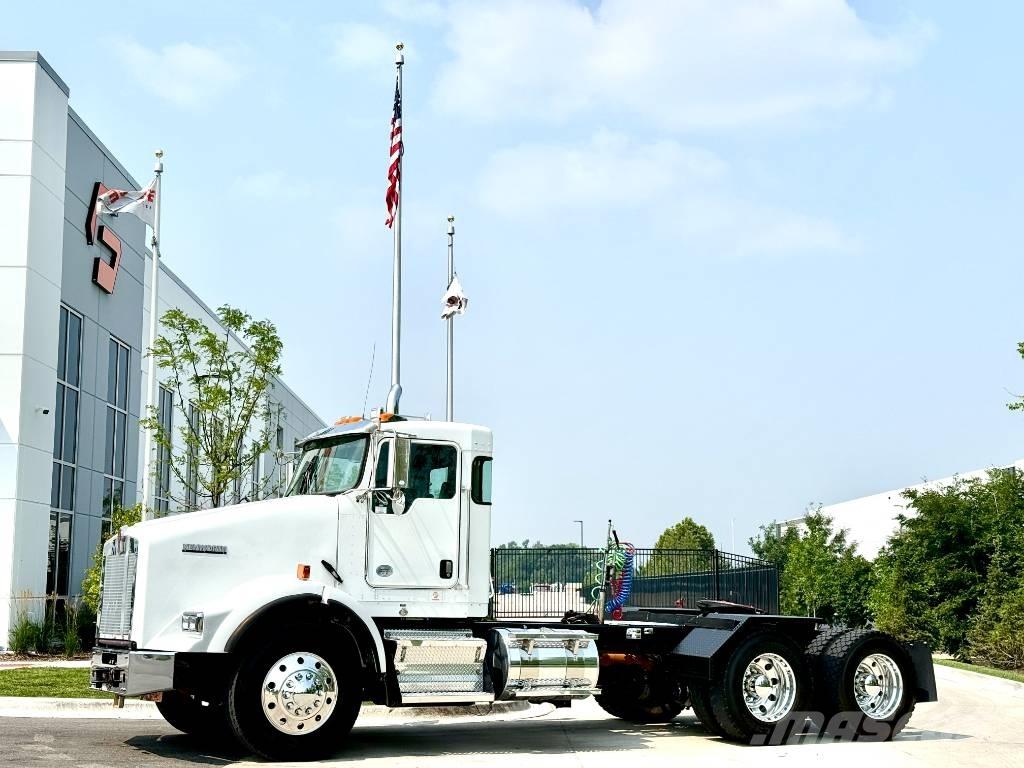 Kenworth T 800 中古トラクターヘッド | トレーラーヘッド