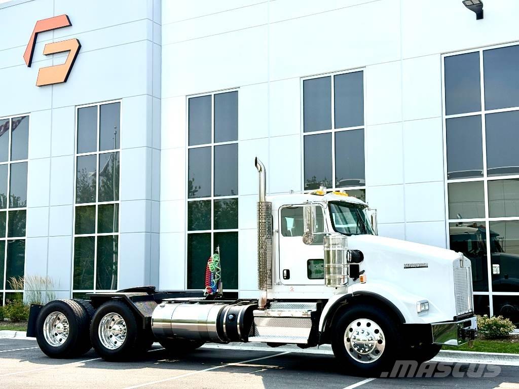 Kenworth T 800 中古トラクターヘッド | トレーラーヘッド