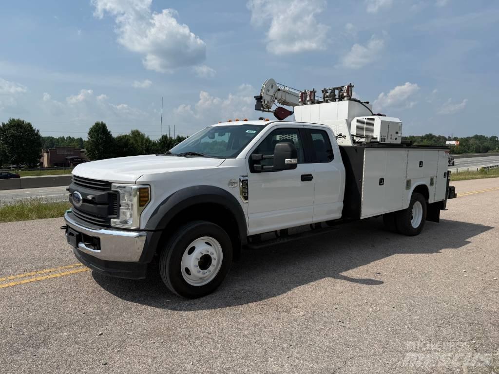 Ford F 550 XL SD 多目的／汎用車両