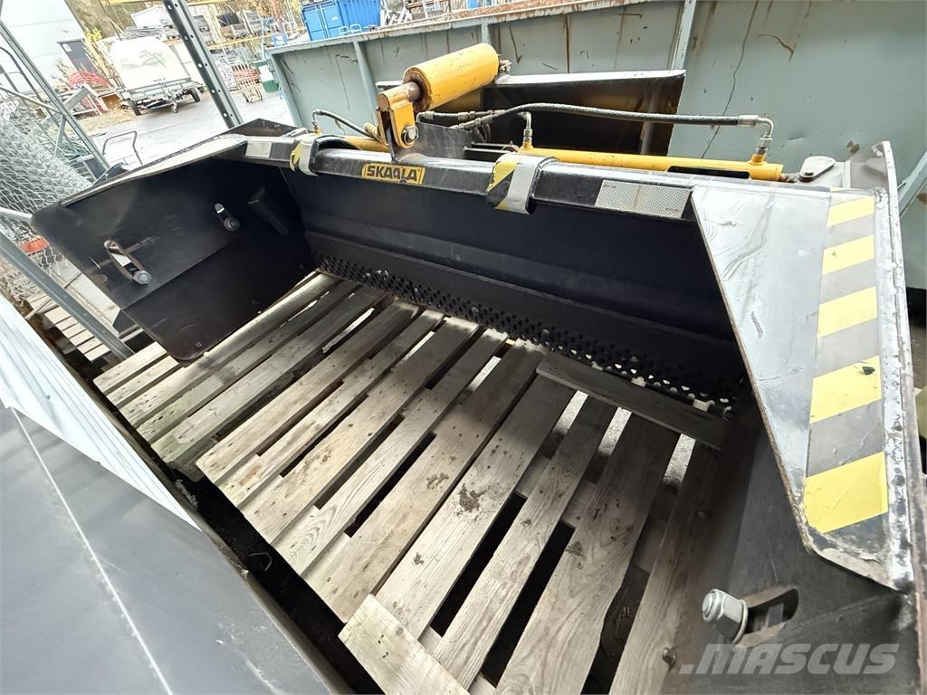 Skaala L19-30 スノーブレードとプラウ