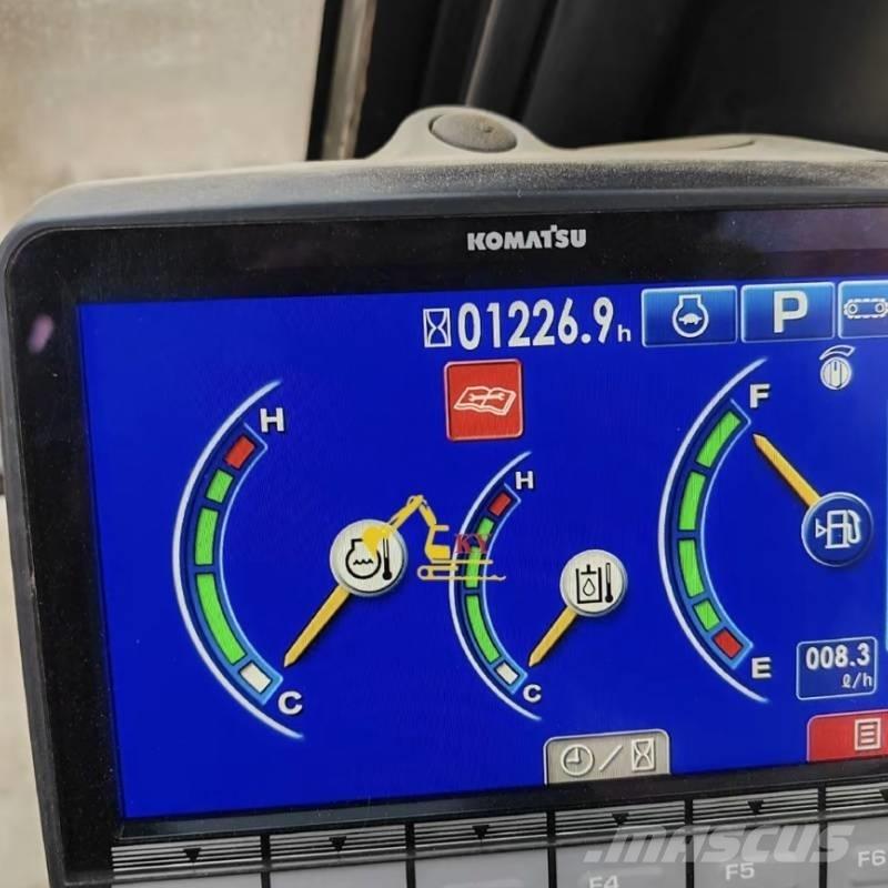 Komatsu PC 300-8 大型油圧ショベル12t以上（パワーショベル・ユンボ）