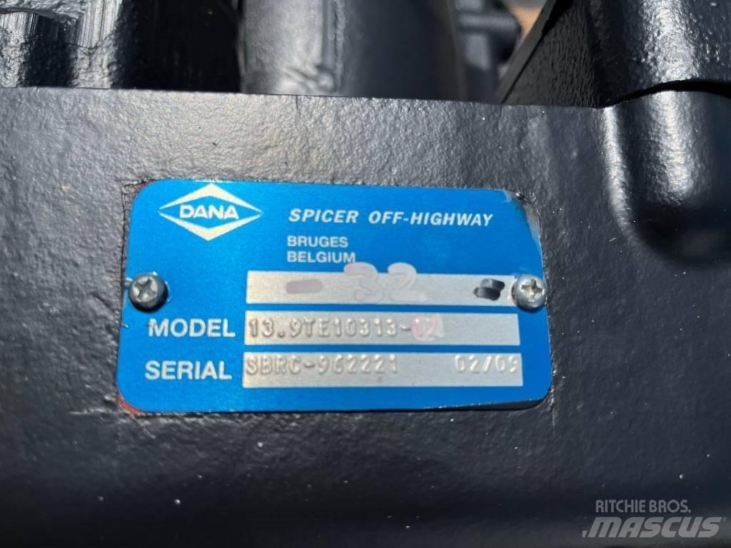  DANA 13.9TE10313-32 トランスミッション