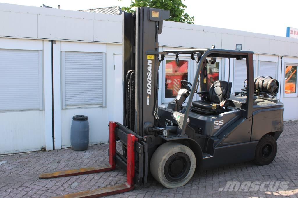 Doosan G 55 C-7 LPGフォークリフト