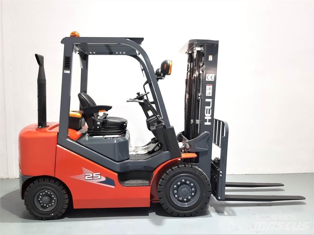 Heli CPCD25 XC26H ディーゼル・軽油
