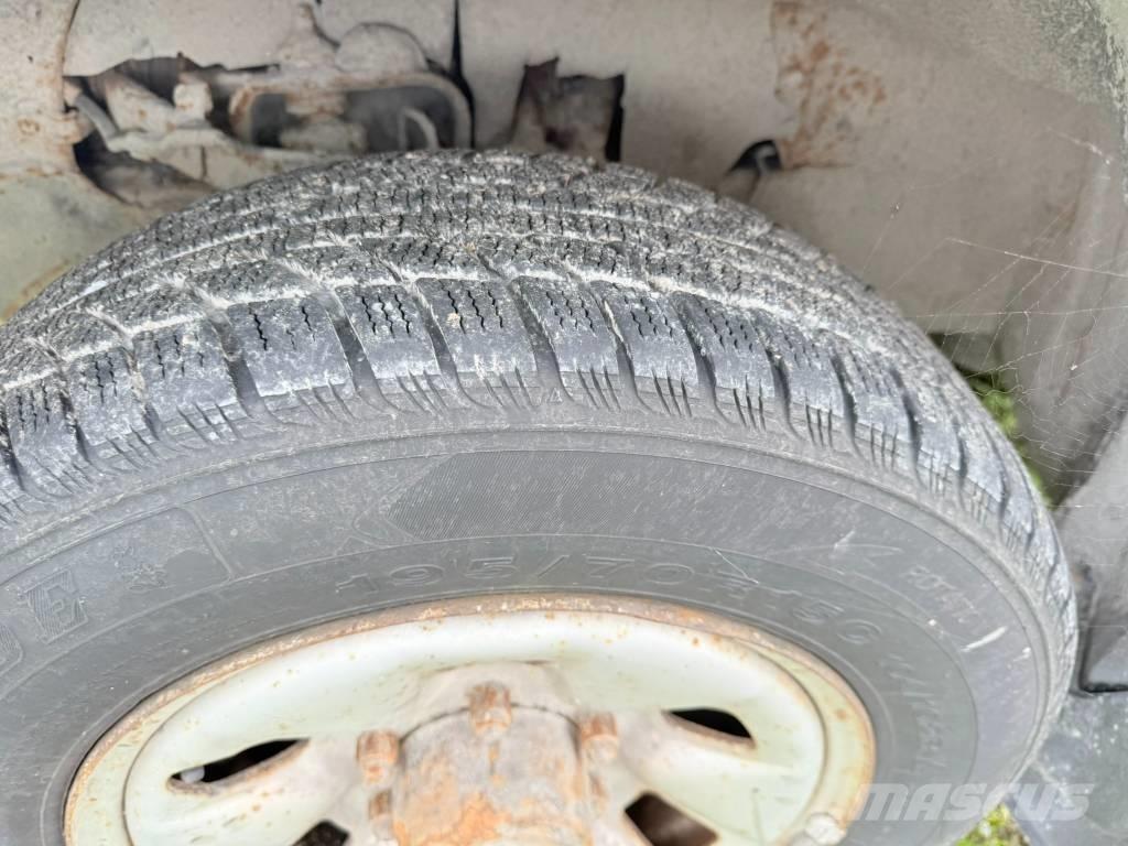 Toyota Hiace 4x4 パネルバン