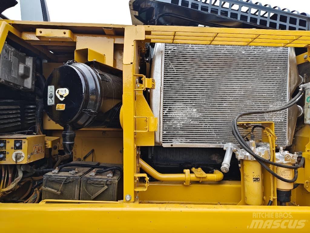 CAT 330 D2 L 大型油圧ショベル12t以上（パワーショベル・ユンボ）