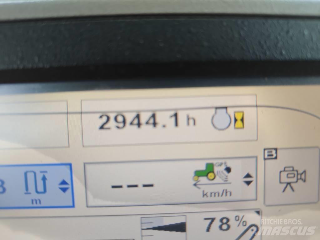 John Deere 8360 R トラクター