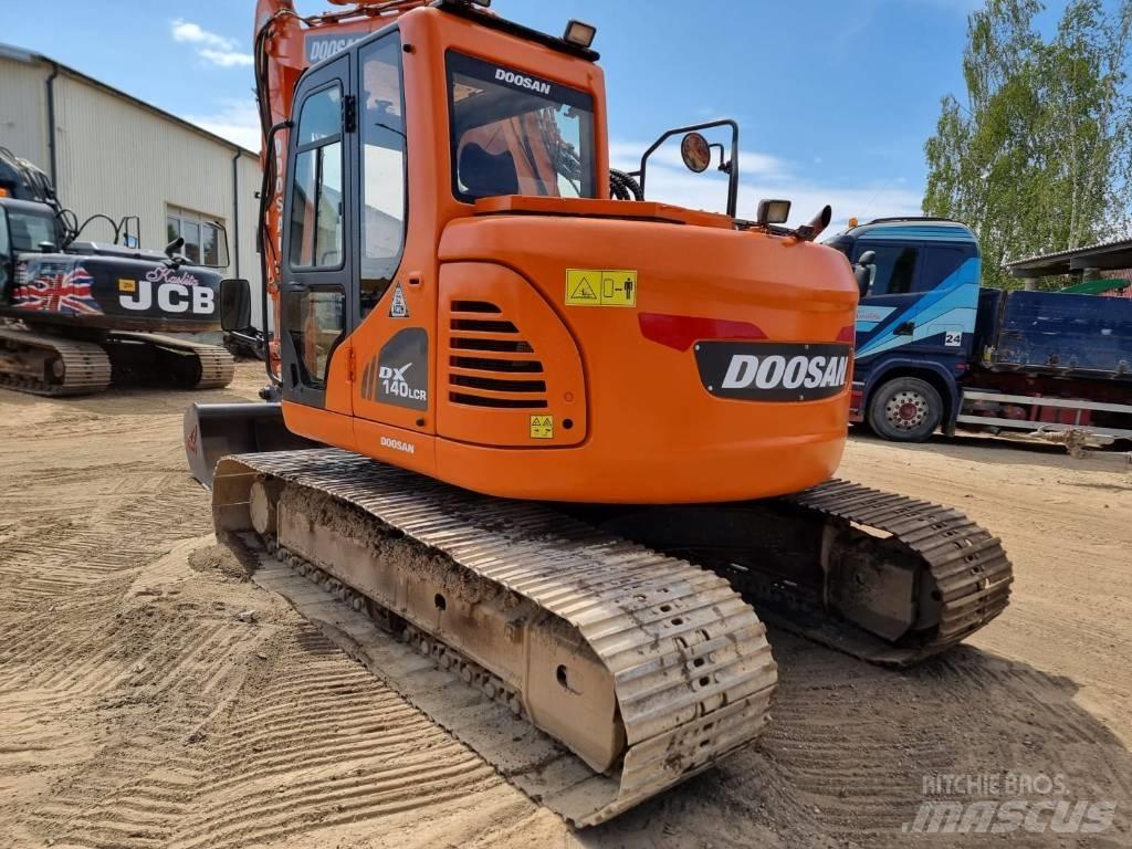 Doosan DX 140 LC-3 大型油圧ショベル12t以上（パワーショベル・ユンボ）