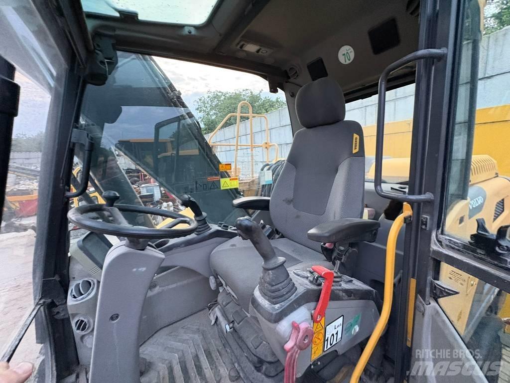 Volvo EW 160 D ホイール式油圧ショベル（パワーショベル・ユンボ・バックホー）