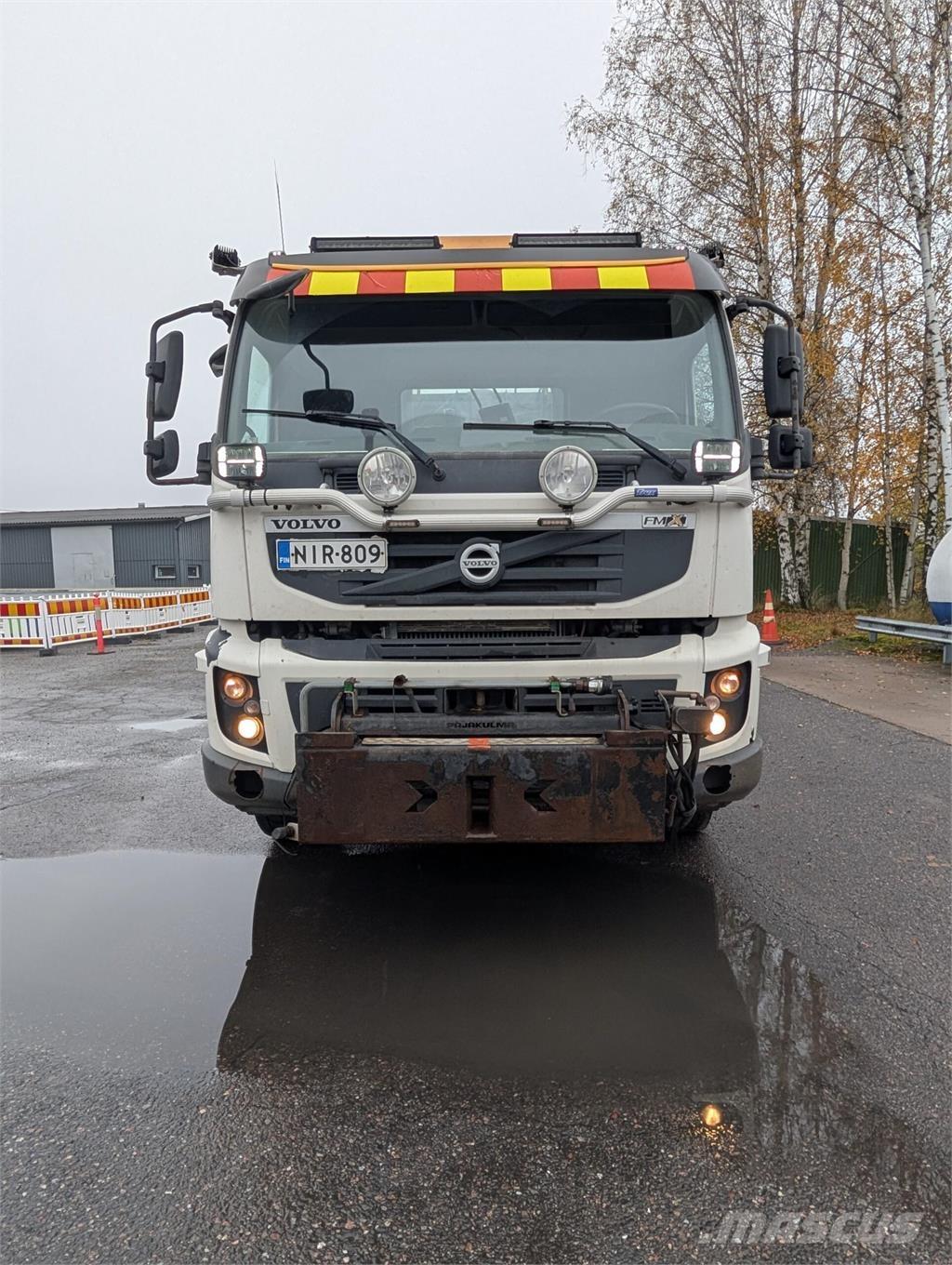 Volvo FMX 多目的／汎用車両