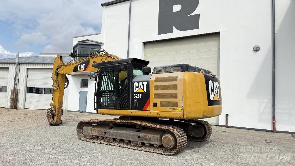 CAT 326F LN 大型油圧ショベル12t以上（パワーショベル・ユンボ）