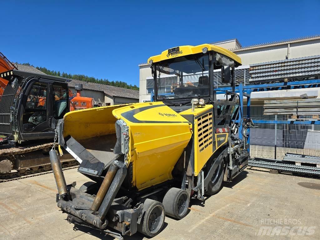 Bomag BF 300 P-2 アスファルトフィニッシャ