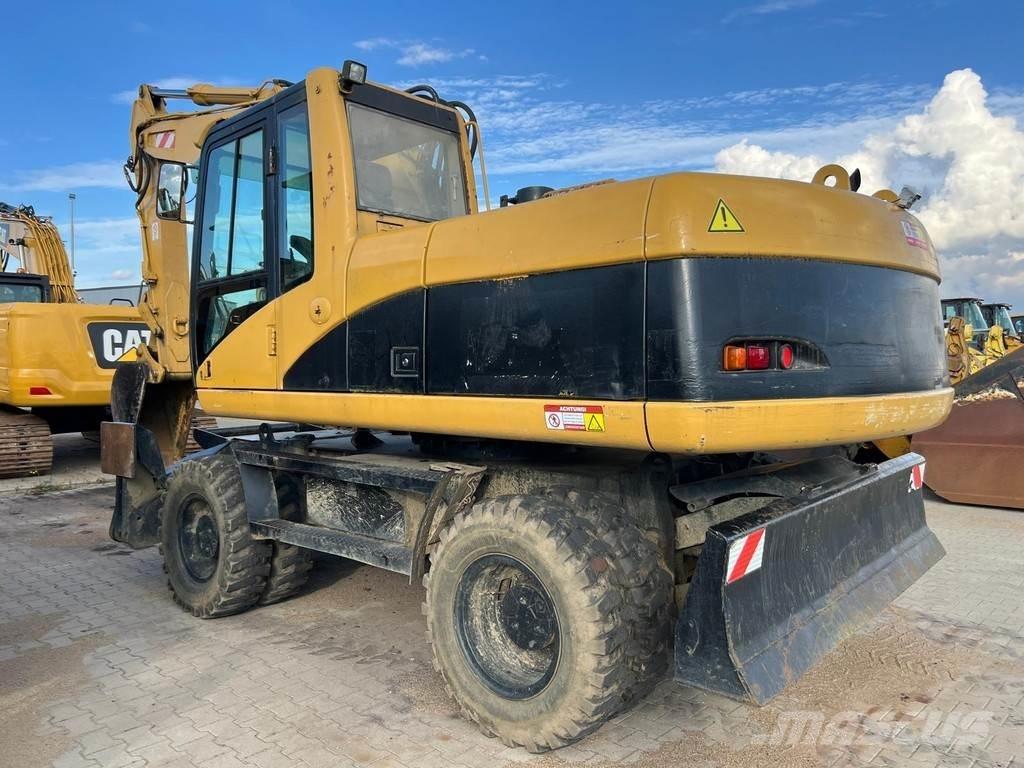 CAT M318C 特殊油圧ショベル