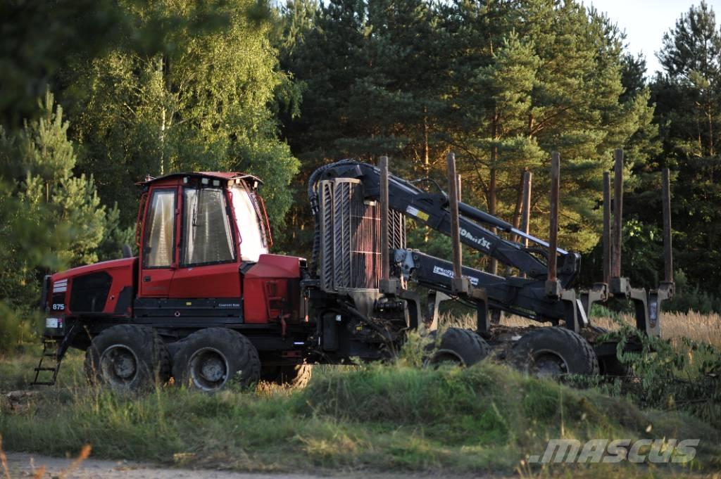 Komatsu 875 フォワーダー
