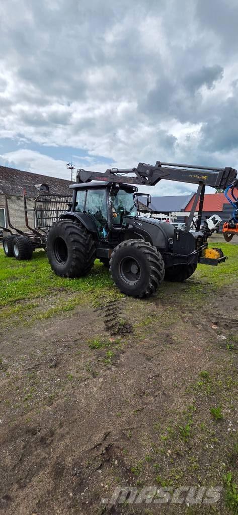 Valtra N 101 HT スキッダー