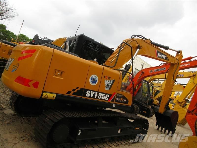 Sany SY 135 C 大型油圧ショベル12t以上（パワーショベル・ユンボ）